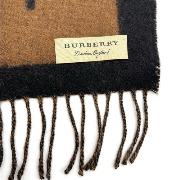NEW RARE BURBERRY 100% cashmere Camel - Black Branded Logo Scarf UNISEX - Picture 1 of 12